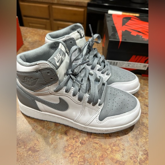 Air Jordan 1 Retro High OG GS stealth/white - Picture 3 of 5